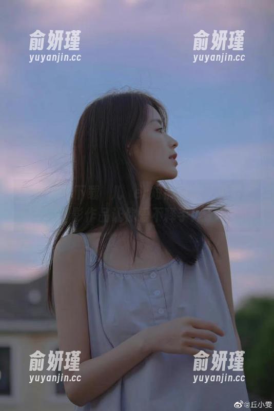 尤蜜荟-玥儿玥er 尤蜜荟 - 下载玥儿玥er短裤图集,免费摄影作品让你爱不释手!