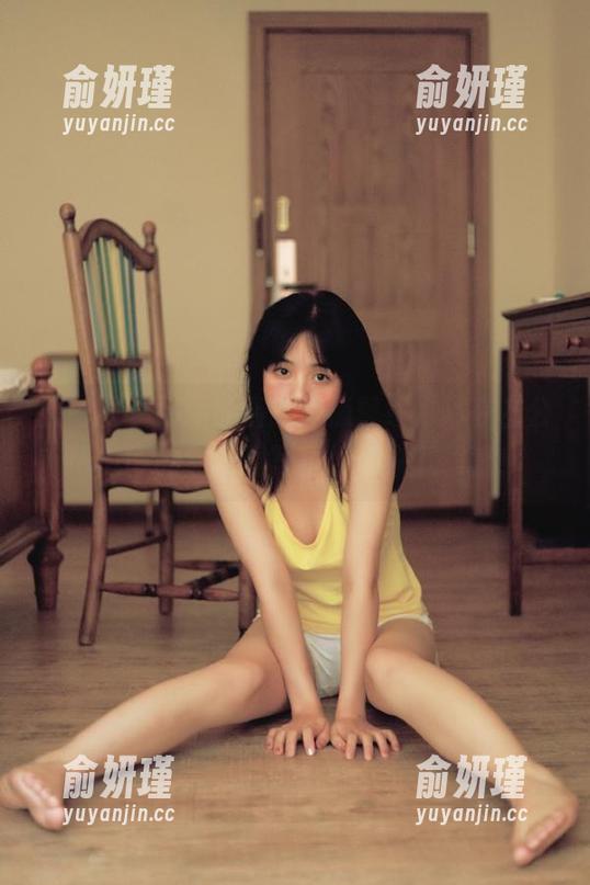 左公子666 微密圈 - 清新脱俗的高清壁纸,尽在左公子666的双马尾写真,快来下载吧!