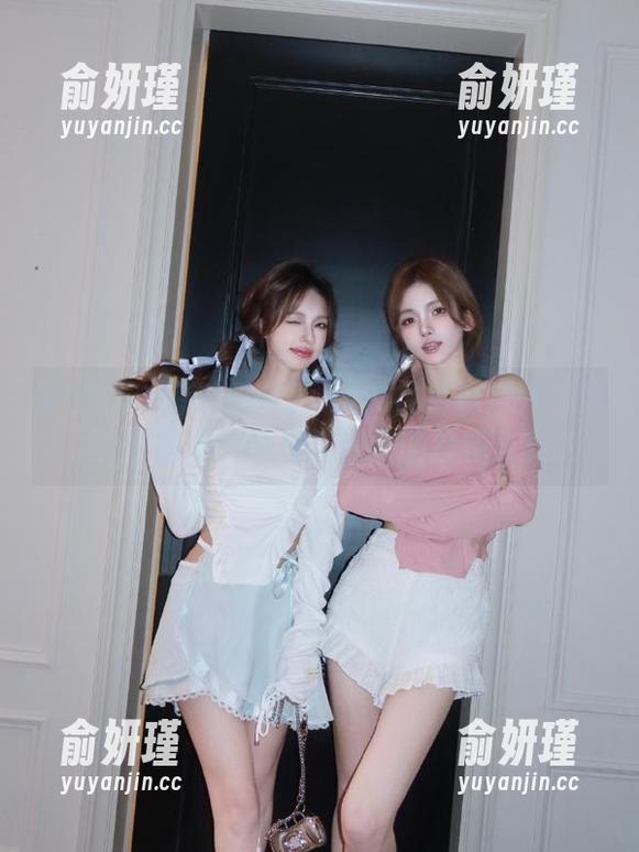 微密圈 - 透过希希Gina的视角看户外写真：图册呈现的风景与情感的碰撞与交融