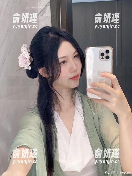 撩人视觉：抖娘利世私房豹纹写真合集震撼上线