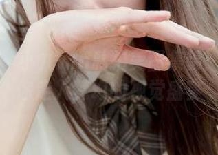推女神 – 小九Vin私拍美图集锦:肉丝带你走入梦幻的视觉盛宴