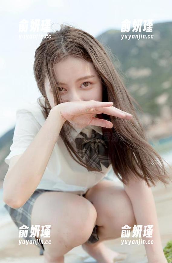 推女神-小九Vin 推女神 - 小九Vin私拍美图集锦:肉丝带你走入梦幻的视觉盛宴