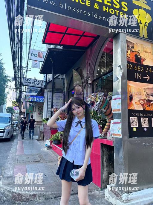 推女神 - 撩人夏季：战姝羽Zina无圣光写真展现惹火瞬间