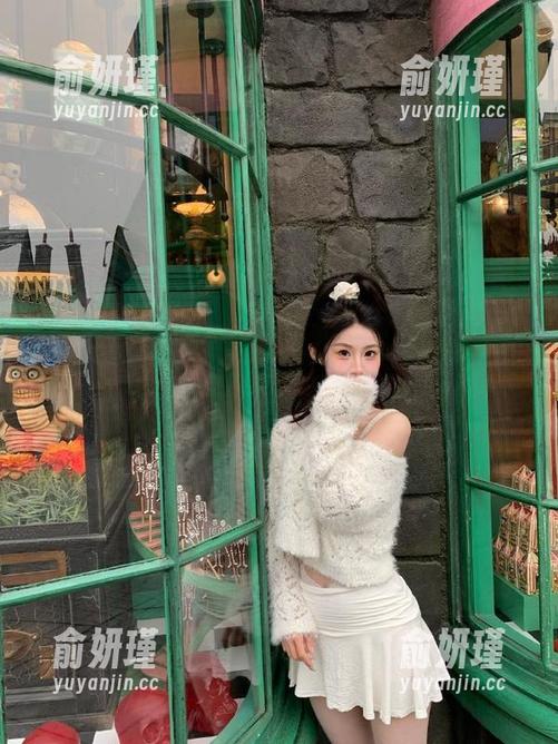 推女神-莫雅淇 推女神 - 不可错过的福利!莫雅淇学妹独特写真图片分享!