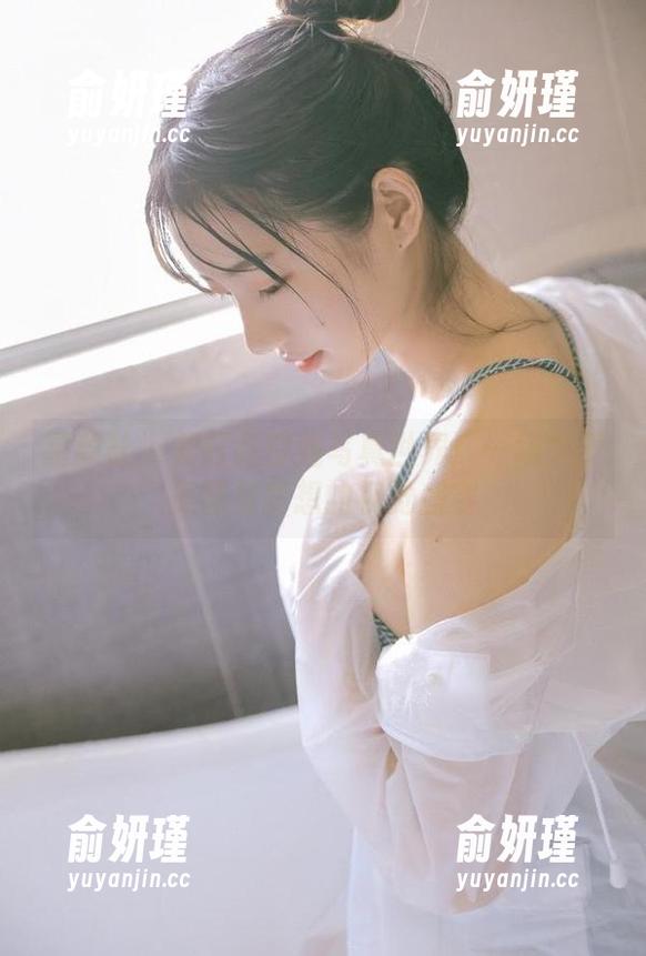 星颜社 - 刘钰儿空姐写真世界：一场关于美丽与梦想的视觉盛宴