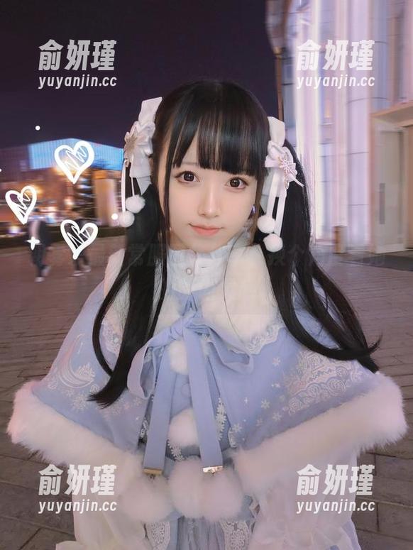 朝雾爱 朝雾爱最新常服图集分享,换个角度看她的时尚灵感