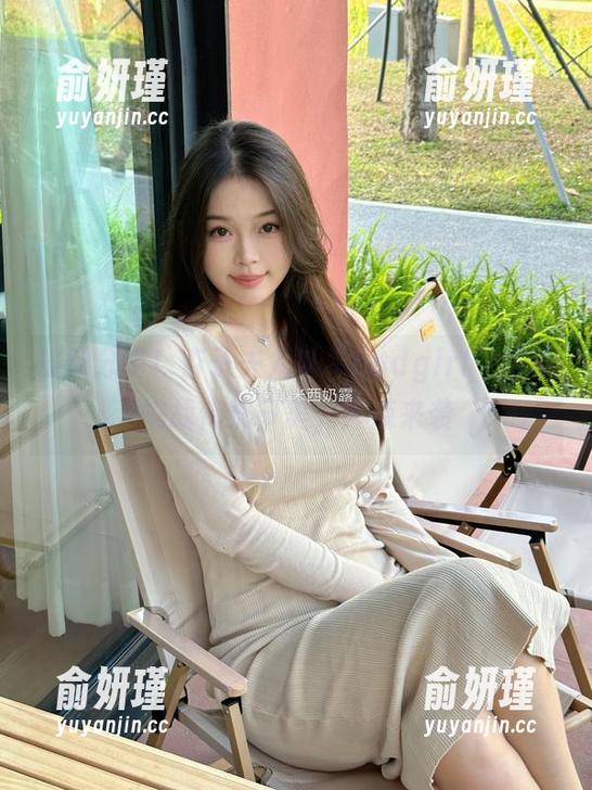 杏子夫人 最新分享!杏子夫人以“badgirl”身份挑战传统审美,火辣来袭