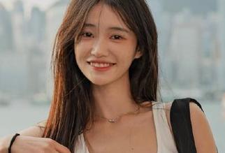 轻松获取杨衣yangyi姐姐的写真原图,免费分享,感受她的迷人魅力