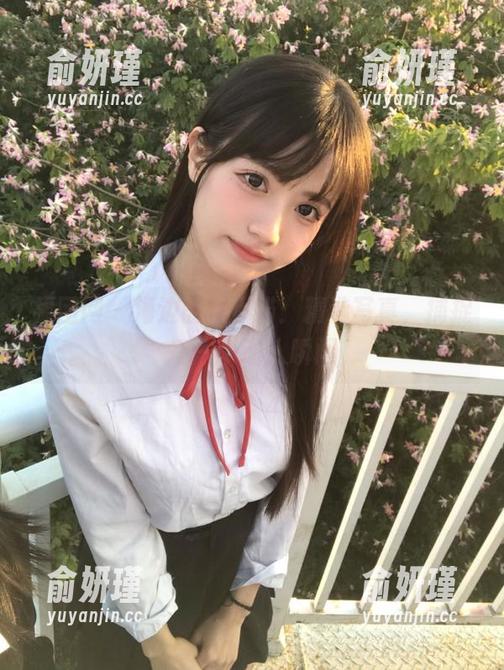 果团网 - 海边的张小喵：精选写真，捕捉每一个动人瞬间