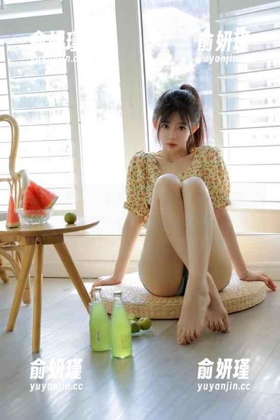 梦丝女神-玥玥 梦丝女神 - 一起欣赏玥玥的无圣光美图,感受美女胚子的无限魅力!