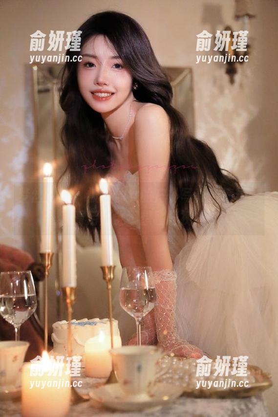 梦丝女神-莹仙女 梦丝女神 - 被莹仙女的户外写真所惊艳,观看后完全不想移开视线!