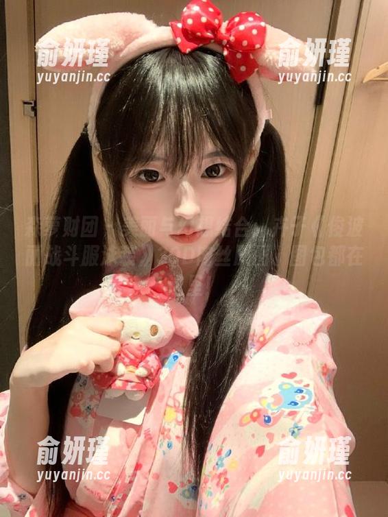 森萝财团-卉子 森萝财团 - 美丽与幻想结合:卉子《绫波丽战斗服泳装》30D肉丝原图、图包都在这里!