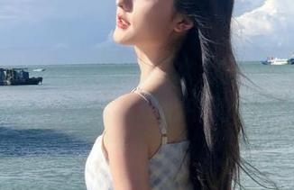 森萝财团新推校服死库水浴缸系列:梦幻图片合集,助你实现心中的美好幻想!