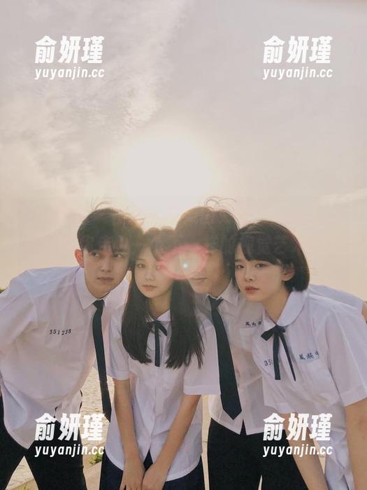 模范学院 - 精致黑白美图更新，卤蛋luna博主带你走入一个不一样的视觉艺术体验！