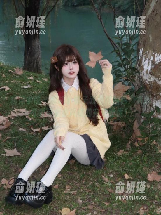 模范学院-樱桃小犊子 模范学院 - 樱桃小犊子双马尾图包:清新可爱与俏皮风情的完美碰撞!
