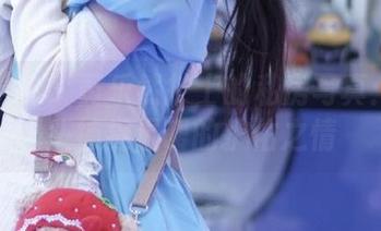 模范学院 – 黄乐然护士的私房写真:用镜头捕捉温暖的护佑之情