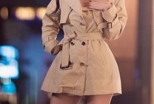 探索浅安安制服写真集，原图展现她的个性与风格之美
