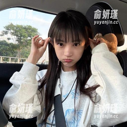 爱蜜社-Lavinia肉肉 爱蜜社 - 一起来欣赏Lavinia肉肉的棉袜美图合集,潮流与舒适完美碰撞!
