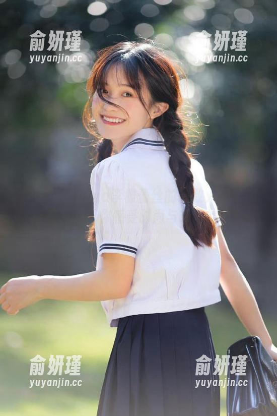 爱蜜社-nova李雅 爱蜜社 - nova李雅蕾丝的精致人生:精选写真集带你感受时尚与艺术的交融