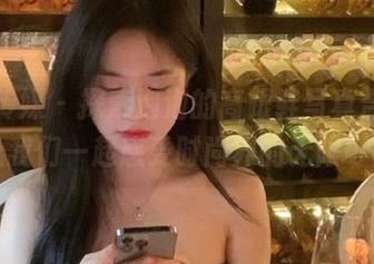 物恋传媒 – 探索泡泡的高跟鞋写真合集，让我们一起感受时尚界的无限可能