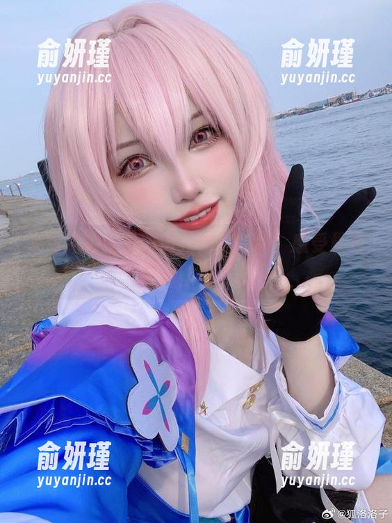 狐洛洛子 来看狐洛洛子的清纯作品分享,感受最真实的青春气息