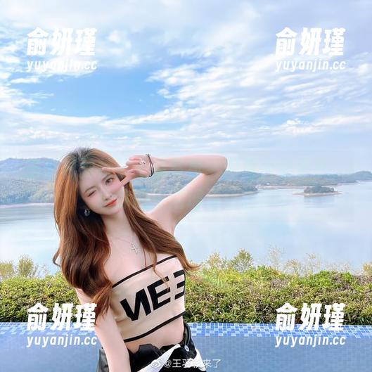 王羽杉独特护士装写真，网盘合集分享，给你的生活增添色彩！