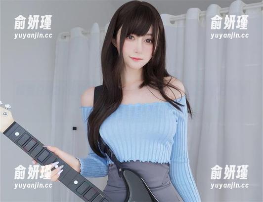 白银81 探索白银81圣诞2023的梦幻美图套图,感受节日气氛的独特魅力与灵动!