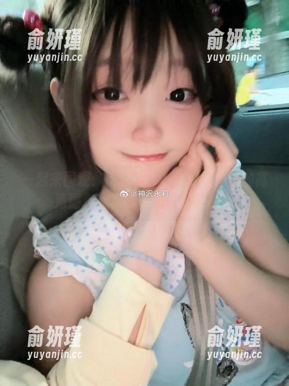 神沢永莉 一起来围观:厨房短款女仆神沢永莉的高清图包,谁能抵挡这种诱惑?