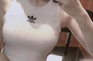 秀人网 – 最新Egg尤妮丝JK写真曝光,揭示她背后的真实与美丽