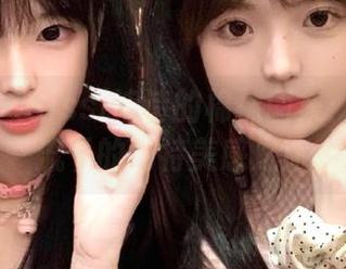 秀人网 – Sissi诗诗的棉袜图集：最新潮流下的独特美感之旅