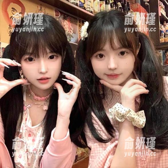 秀人网-Sissi诗诗 秀人网 - Sissi诗诗的棉袜图集:最新潮流下的独特美感之旅