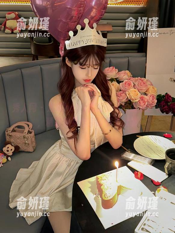 秀人网 - 发现baby嘉茵天台的创意世界，精彩免费作品等你来欣赏