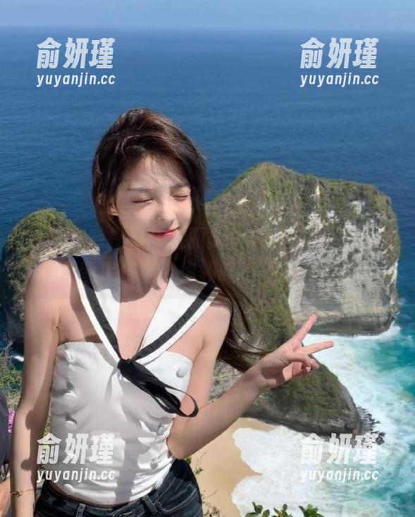 秀人网 - 探索伍晓丽Shirley天使写真，图库资源带你领略不同的美！