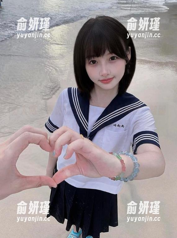 秀人网-夏诗诗Sally 秀人网 - 夏诗诗Sally之魅力私房:制服写真作品让你领略独特风情
