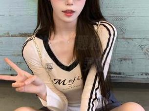 秀人网 – 奶酥的女仆题材作品分享，带给你一场视觉与心灵的双重盛宴