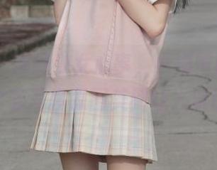 秀人网 – 演绎少女心事,小海臀Rena女孩全套写真原图美到让人沉醉!