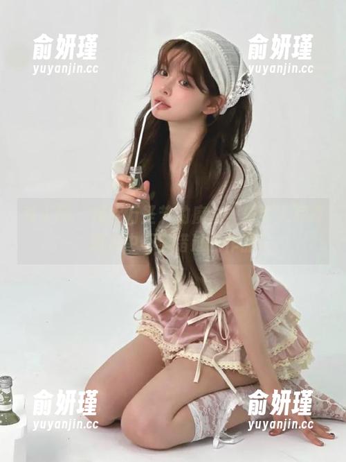 秀人网 - 捕捉万圣节的魔力，朱可人写真图库中不容错过的作品