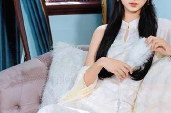 秀人网 – 白浅浅校服写真集大揭秘，青春洋溢的套图让你一见倾心！
