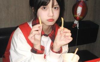 秀人网 – 盼盼龙女sunny的JK写真图包,细腻光影展现绝美风情!