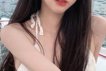 秀人网 – 探索艾静香的睡衣世界：唯美原图写真，令人心动的图片不容错过！