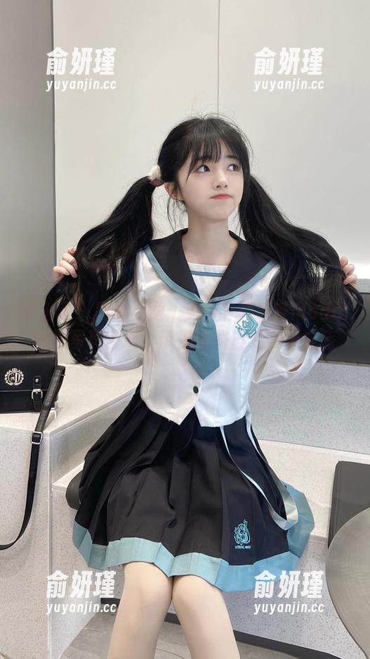 秀人网 - 震撼视觉：免费下载葛征Model和服写真图册，带你领略日式美学之旅