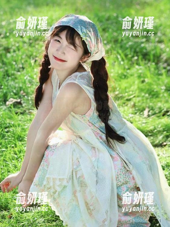 秀人网-蓝夏Akasha 秀人网 - 蓝夏Akasha的青春运动写真合集,轻松捕捉夏季阳光的温暖图集