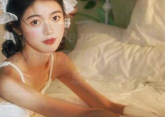 美媛馆 – 唐琪儿Beauty校服图集下载,感受她在校园中展现的青春活力与纯真气息!