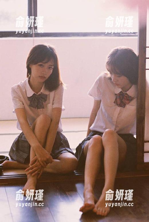 美媛馆-艾然Airan 美媛馆 - 艾然Airan的海边写真分享:探索浪花间的梦幻与真实