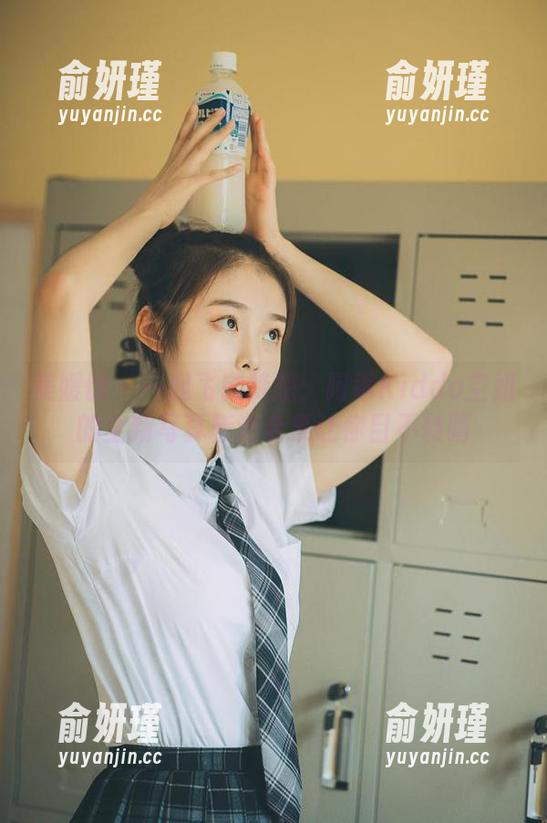 美媛馆-阿乖Kiddo 美媛馆 - 一起飞向梦想:阿乖Kiddo空姐的全新写真精选合集让你目不转睛