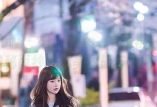 花漾show – 揭开Cris_卓娅祺白丝系列的神秘面纱:精美图册与原图分享