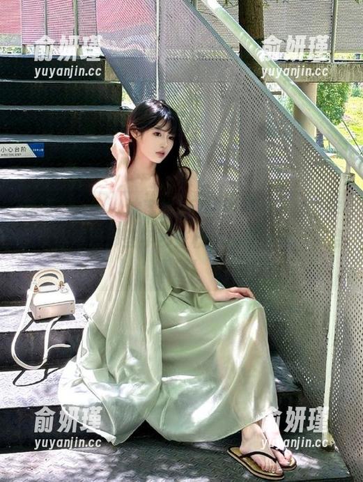 花漾show-沈蜜桃off 花漾show - 沈蜜桃off校园照片全集,作品带你重温那些年那些校园搞笑事迹,笑点满满!
