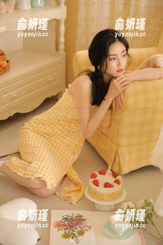 葱油饼er 微密圈 - 最新图包揭晓,葱油饼er用白衬衫诠释了什么叫低调奢华