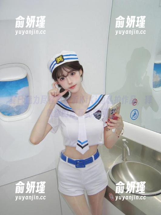 蓝小沂KiKi 夏日魅力尽在蓝小沂KiKi的私拍作品,释放你的青春无限可能