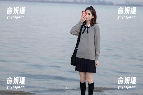 蜜桃社 - 琉璃lily与瑜伽：一组无圣光的套图，诠释身体与灵魂的和谐美